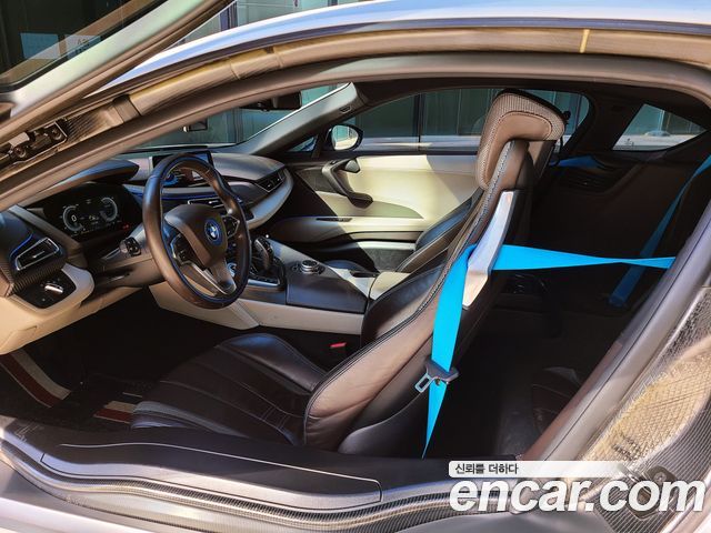 BMW i8 Coupe