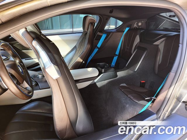 BMW i8 Coupe