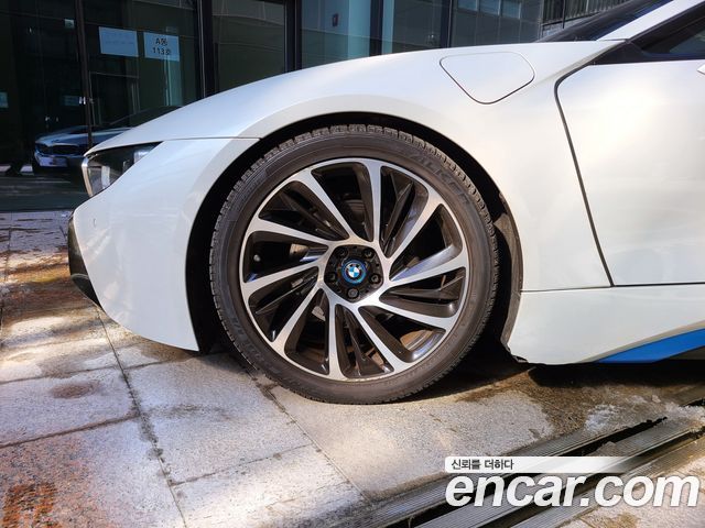 BMW i8 Coupe