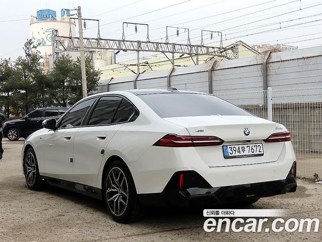BMW 5-Series 523d M Sport