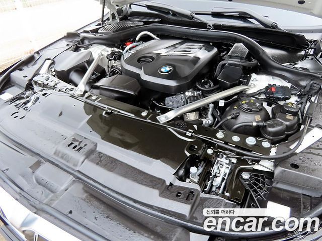 BMW 5-Series 523d M Sport