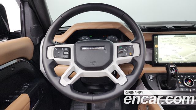 Land Rover Defender 110 P300 X-Dynamic SE