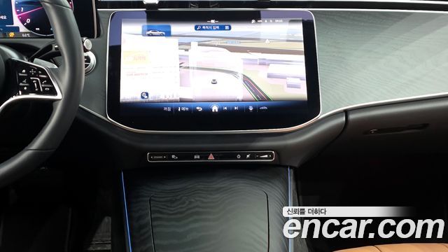 Mercedes-Benz E-Class E200 Avantgarde