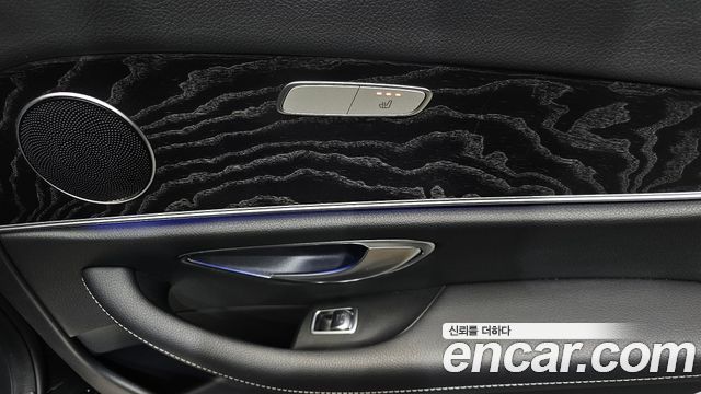 Mercedes-Benz E-Class E200 Avantgarde