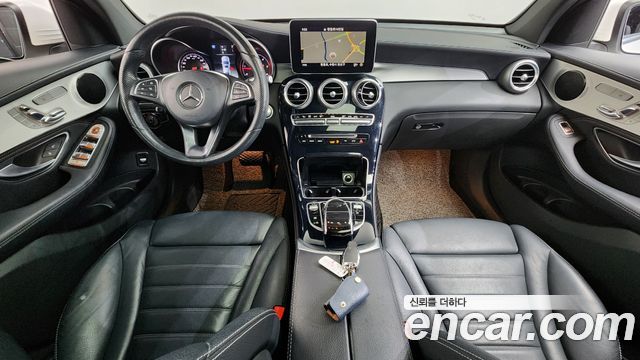 Mercedes-Benz GLC-Class GLC220 d 4MATIC Premium Coupe