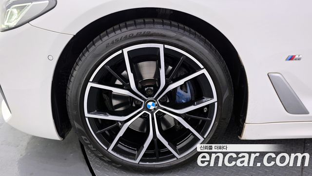 BMW 5-Series 530i M Sport Package