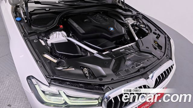 BMW 5-Series 530i M Sport Package