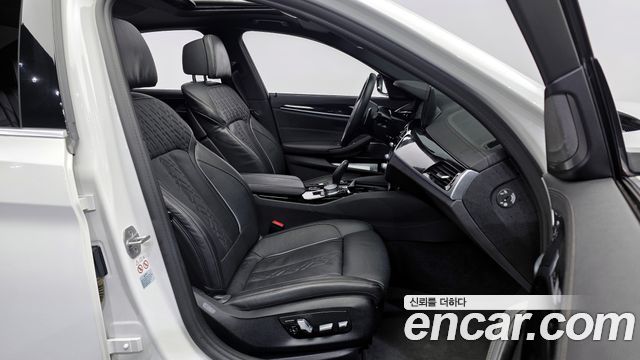 BMW 5-Series 530i M Sport Package