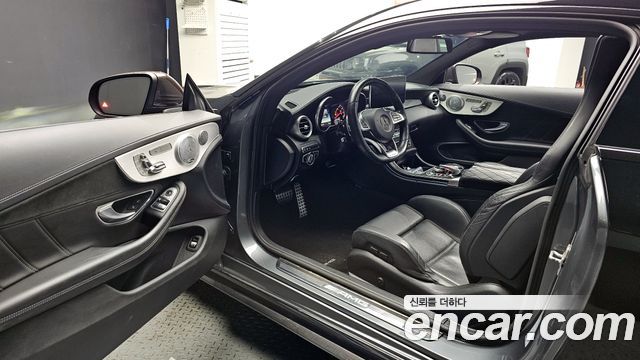 Mercedes-Benz C-Class C63 AMG Coupe