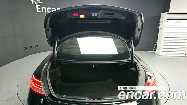 Mercedes-Benz C-Class C63 AMG Coupe