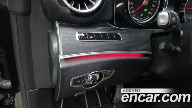 Mercedes-Benz E-Class E220d Cabriolet