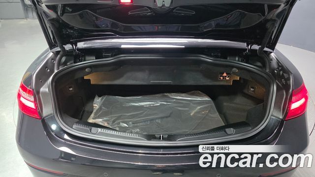 Mercedes-Benz E-Class E220d Cabriolet