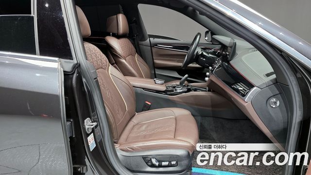 BMW Gran Turismo 640i xDrive M Sport