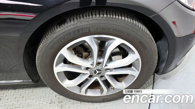 Mercedes-Benz C-Class C200 Avantgarde