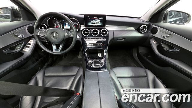 Mercedes-Benz C-Class C200 Avantgarde