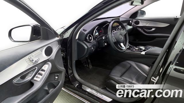 Mercedes-Benz C-Class C200 Avantgarde