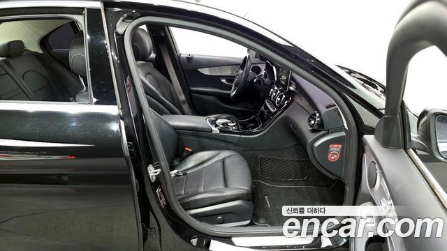 Mercedes-Benz C-Class C200 Avantgarde