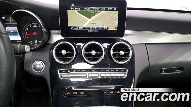 Mercedes-Benz C-Class C200 Avantgarde