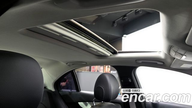 Mercedes-Benz C-Class C200 Avantgarde