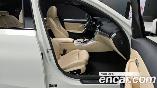 BMW 3-Series 320i M Sport