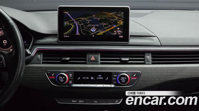Audi A4 30 TDI Premium