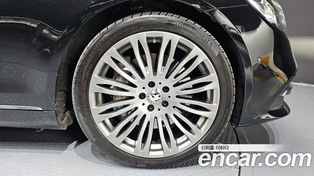 Mercedes-Benz S-Class S560L 4MATIC