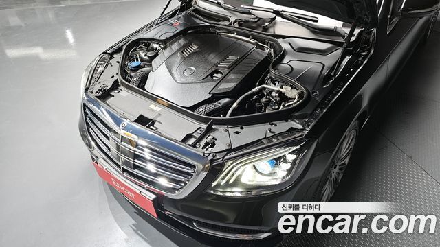 Mercedes-Benz S-Class S560L 4MATIC