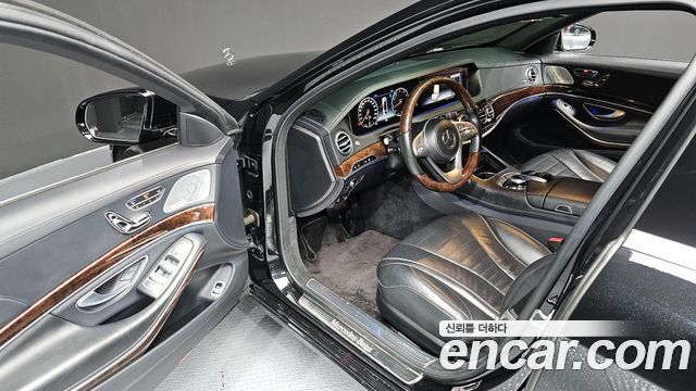 Mercedes-Benz S-Class S560L 4MATIC