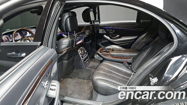 Mercedes-Benz S-Class S560L 4MATIC