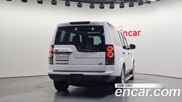 Land Rover Discovery 3.0 SDV6 SE
