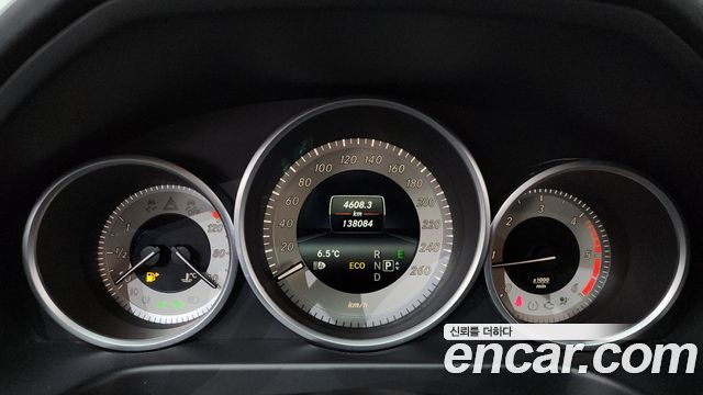 Mercedes-Benz E-Class E250 BlueTec 4MATIC AV