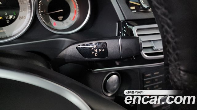 Mercedes-Benz E-Class E250 BlueTec 4MATIC AV