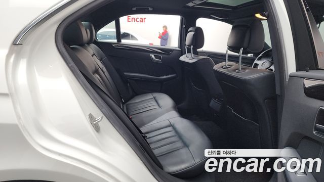 Mercedes-Benz E-Class E250 BlueTec 4MATIC AV