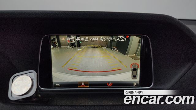 Mercedes-Benz E-Class E250 BlueTec 4MATIC AV