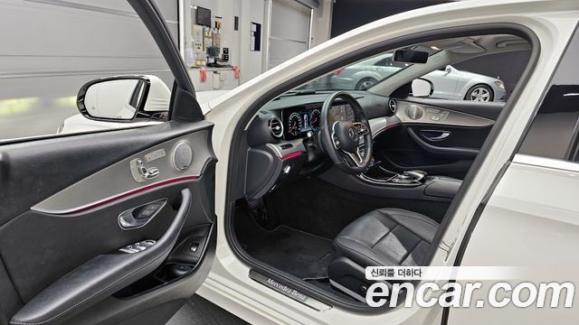 Mercedes-Benz E-Class E300 AMG Line