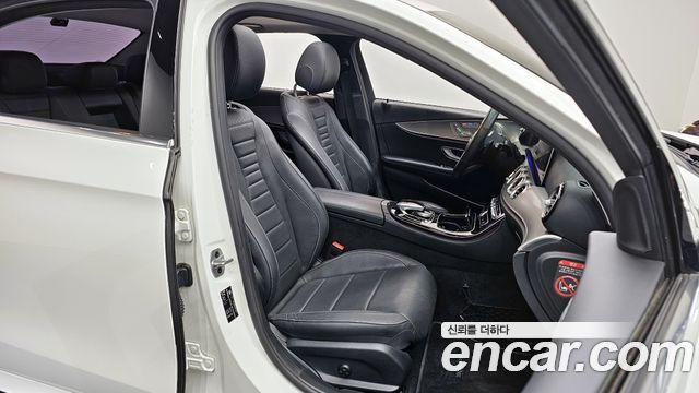 Mercedes-Benz E-Class E300 AMG Line