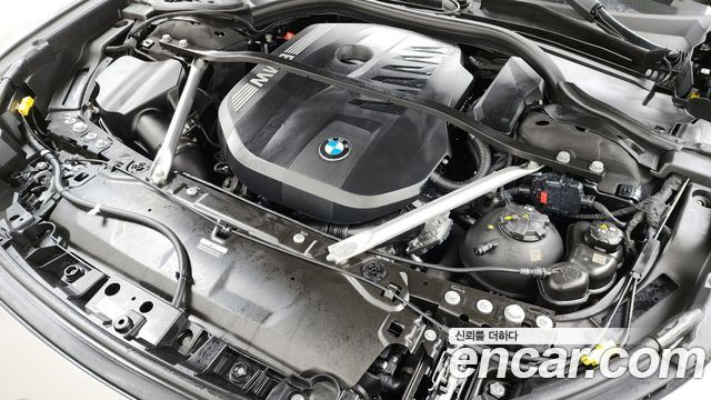 BMW 7-Series 740i xDrive M Sport