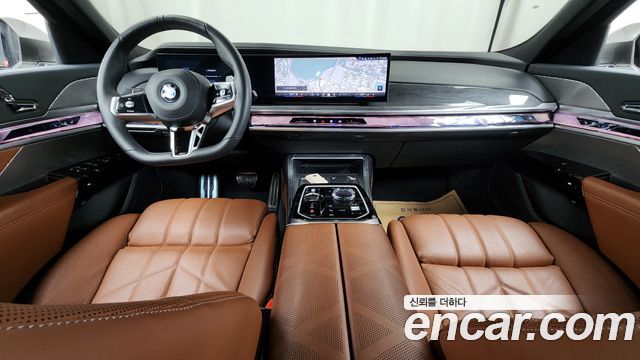 BMW 7-Series 740i xDrive M Sport