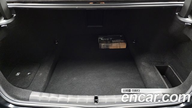BMW 7-Series 740i xDrive M Sport