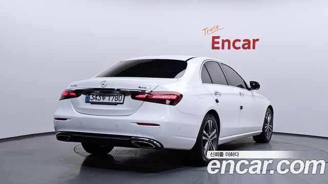 Mercedes-Benz E-Class E350 4MATIC Avantgarde