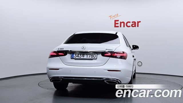 Mercedes-Benz E-Class E350 4MATIC Avantgarde