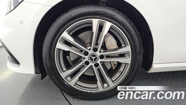 Mercedes-Benz E-Class E350 4MATIC Avantgarde