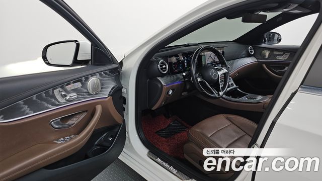Mercedes-Benz E-Class E350 4MATIC Avantgarde
