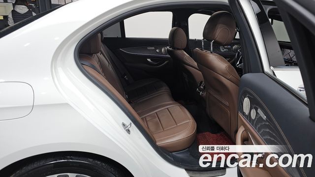 Mercedes-Benz E-Class E350 4MATIC Avantgarde