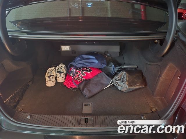 Mercedes-Benz E-Class E220 Bluetec Avantgarde