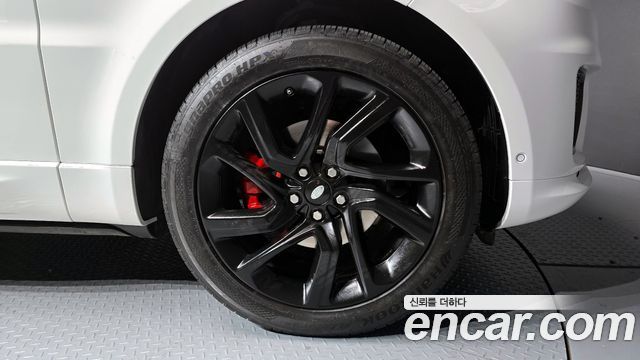 Land Rover Range Rover Sport 3.0 SDV6 HSE Dynamic
