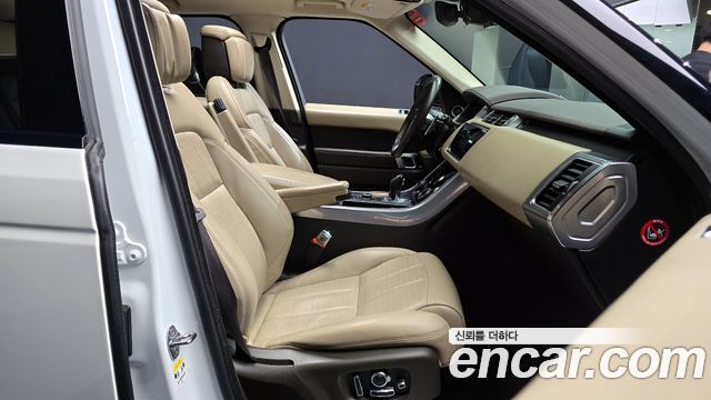 Land Rover Range Rover Sport 3.0 SDV6 HSE Dynamic