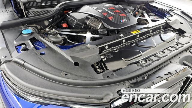 BMW XM 4.4