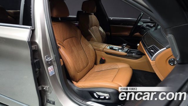 BMW 7-Series 730Ld xDrive Design Pure Excellence