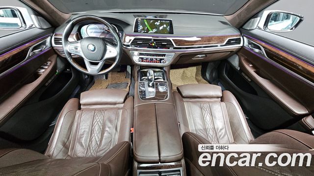 BMW 7-Series 750Li xDrive